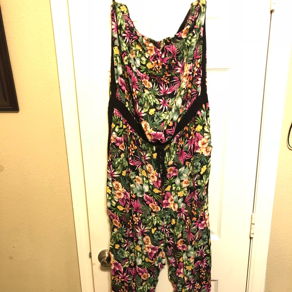 Strapless floral jumpsuit